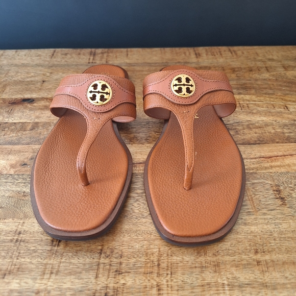 Brand new Tory Burch aged camello leather Carson thong sandals - Picture 5 of 8